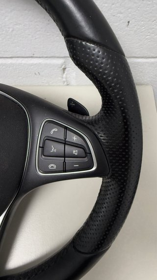 Volante Mercedes Cuero Liso y Perforado