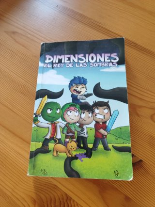 Dimensiones: el Rey de Las Sombras Una Historia...