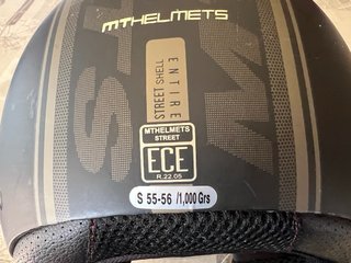 Casco de moto MT Helmets negro