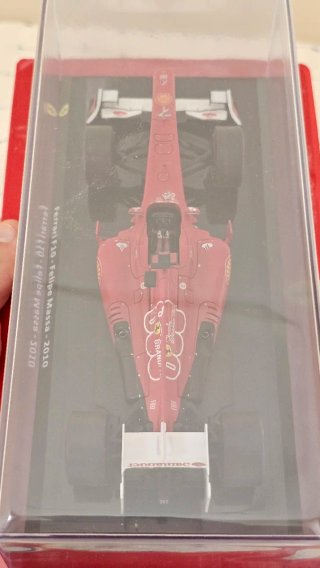 Ferrari  f1 F10 Felipe Massa 2010 Escala 1:24