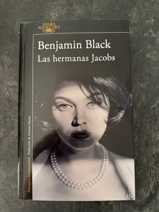 Las Hermanas Jacobs / The Lock-Up