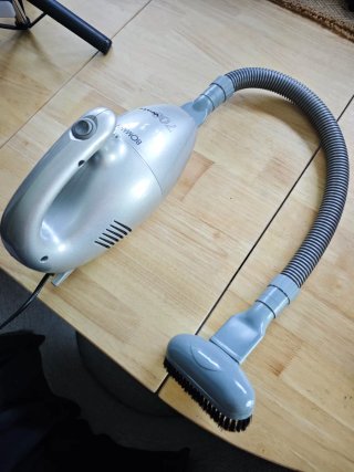 Aspirador Bomann CB 947 700W