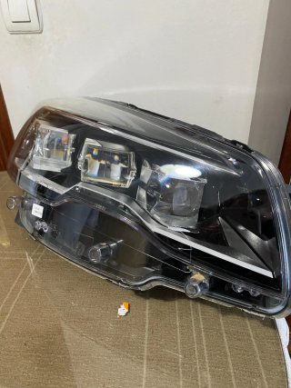 Faros Peugeot 508
