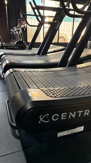 Cinta Curva de correr CENTR x HYROX Oficial
