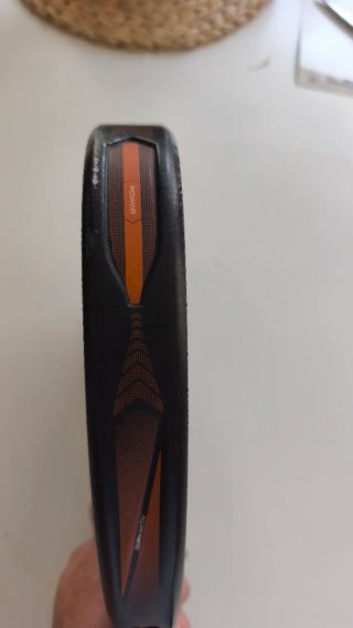 Pala Bullpadel Vertex 04 2025