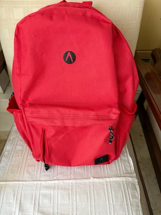 Mochila escolar Boomerang roja