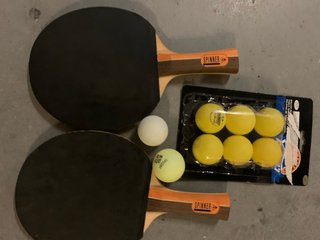 2 Palas Ping Pong y 8 pelotas