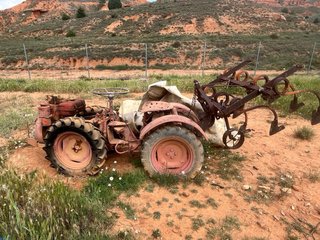 Lote  2 Tractor Lombardini Pequeño 2 mulas