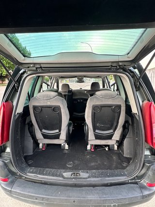 Peugeot 807 2009