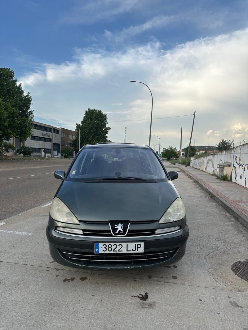 Peugeot 807 2009 - foto 1