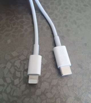 Cable original iPhone, iPad USB-C a Lightning