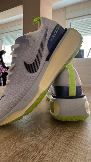 Nike Invincible Run 03 Talla 43