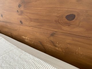 Cabecero de madera