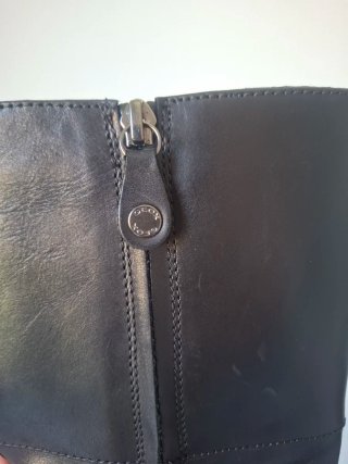 Botas de piel negras, marca Geox, tacón de 7cm