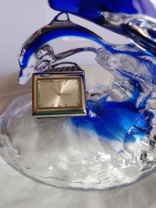 Reloj Stradivarius Cuadrado Negro