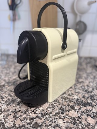 Cafetera Nespresso Crema