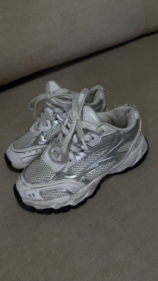 Lote de zapatillas niño talla 26 en buen estado