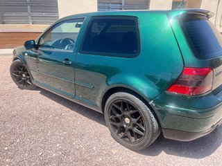 Volkswagen Golf 2000