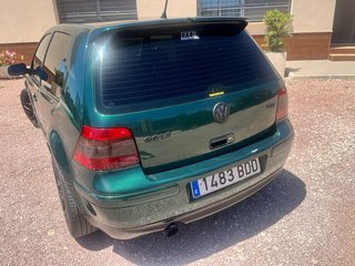 Volkswagen Golf 2000