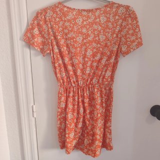 Mono corto floral coral Lefties talla S