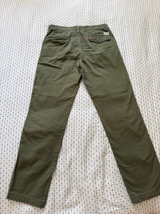 Pantalones chinos Levi’s
