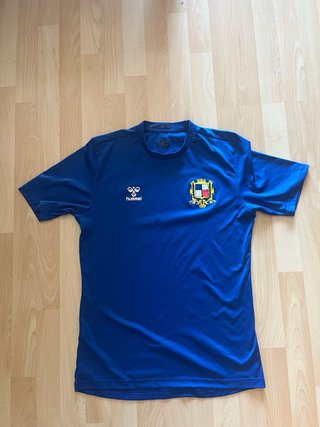Pack de ropa C.E. Sant Gabriel valorado 236€