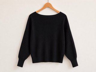 Conjunto falda y jersey negro