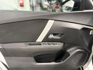 Citroën C4 PURETECH 130 S&S 6V YOU GRIS PLATINO (METALIZADO)	TELA MEANWHILE NEGRO