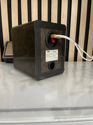 Altavoces Bowers & Wilkins 60w