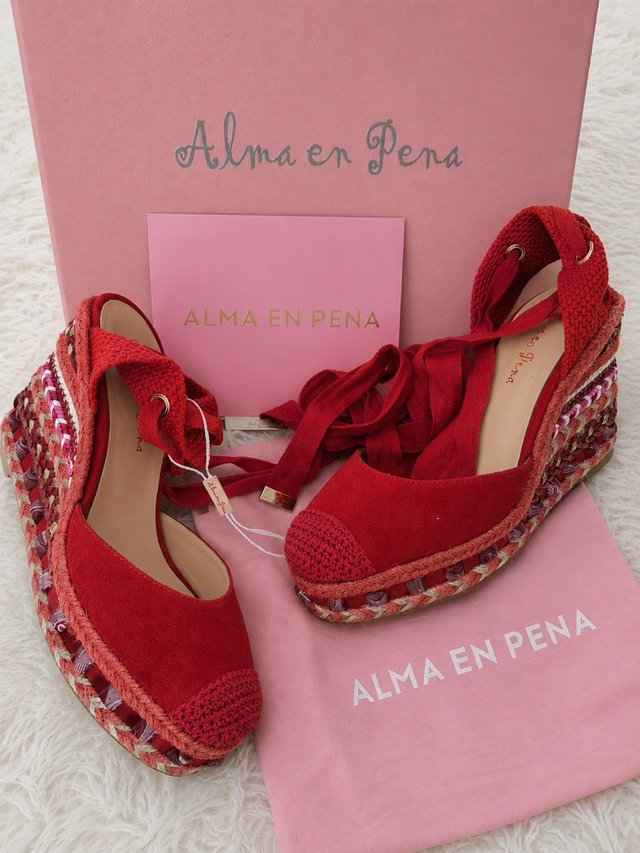 Cuñas Alma en Pena Rojas Multicolor