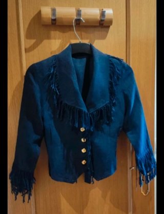 Chaqueta de lino con flecos