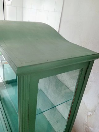 Alacena vintage años 70 verde