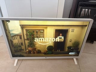 Smart TV LG 32 Plata y Blanca