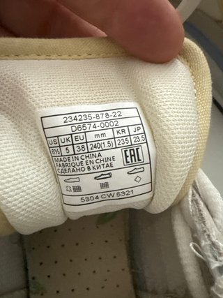 Zapatillas Levi's Beige y Gris