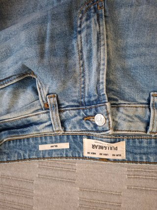 Vaqueros Pull&Bear Talla 42 Hombre