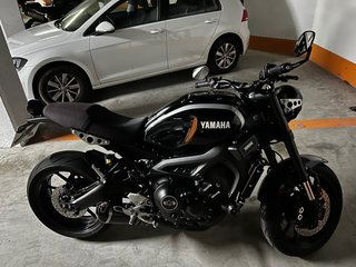 Yamaha XSR 900 Negra 2019