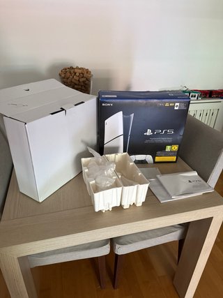 Caja PS5 Digital Edition Sony