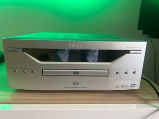 Reproductor DVD y CD TEAC DV-L800 Plata