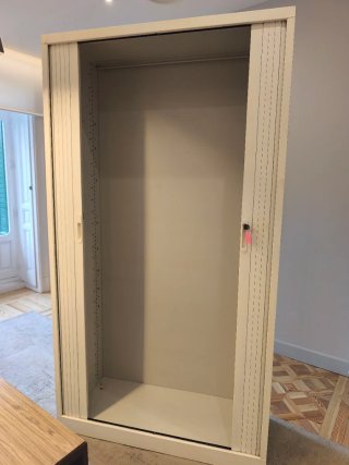 Armario metálico persiana 220cm beige