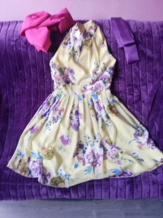 Conjunto Vestido Flores y Chaqueta Fucsia