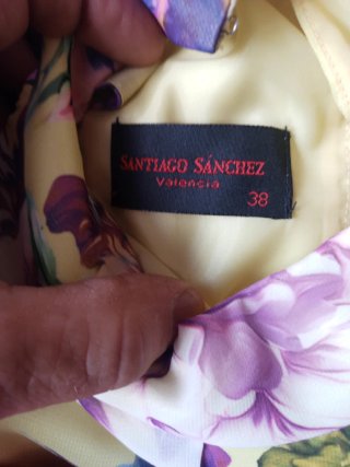 Conjunto Vestido Flores y Chaqueta Fucsia
