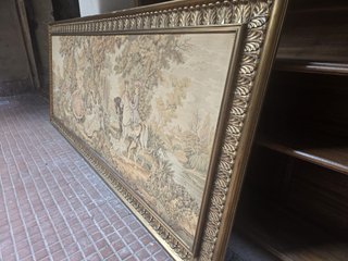 Arazzo Jacquard con Cornice Dorata