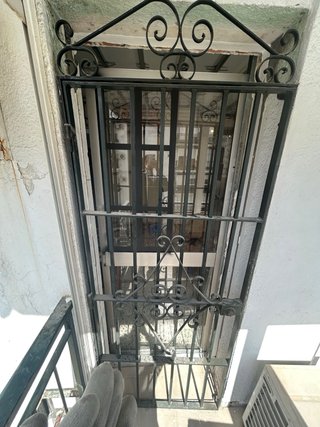 Reja de hierro para balcón
