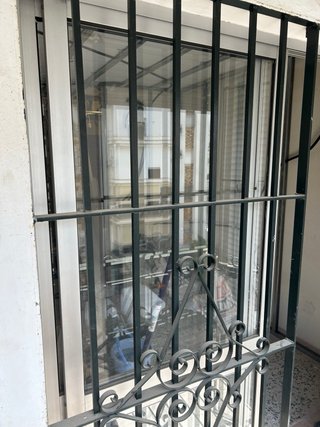 Reja de hierro para balcón