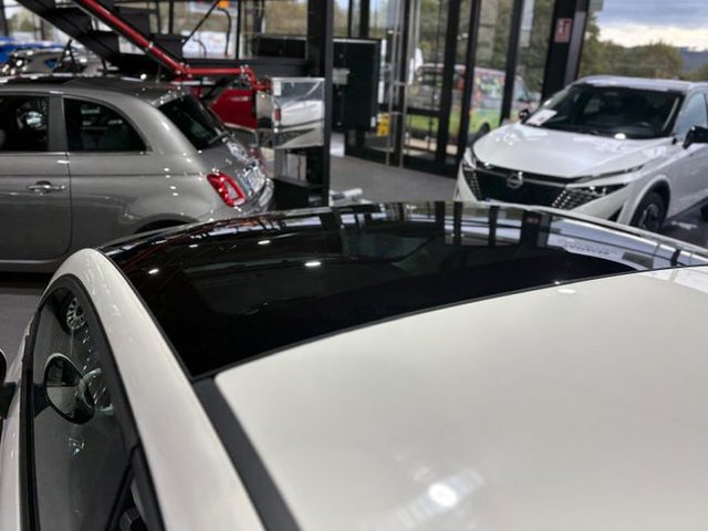 Fiat 500 MONOT MONOTRIM 1.0 HYBRID 51KW (70 CV) LLANTAS DE ALEACIÓN DE 38CM (15")^PACK TECH^PACK COMFORT^RUEDA DE REPUESTO 135/80 35CM R14"^PACK TOP (SOLO HB)^