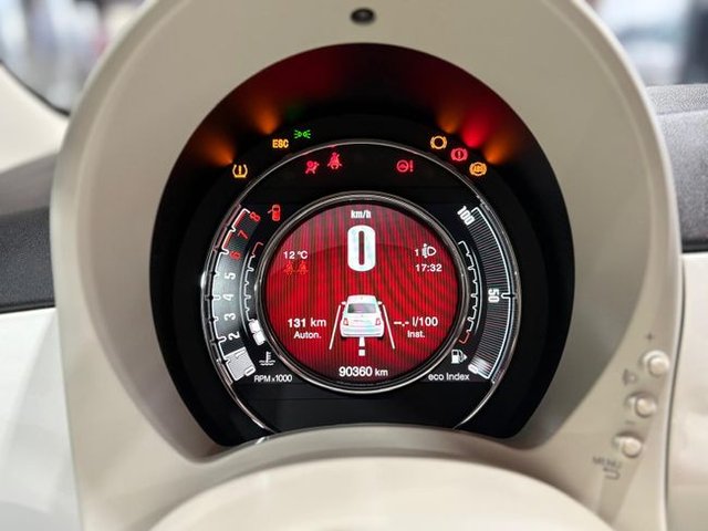 Fiat 500 MONOT MONOTRIM 1.0 HYBRID 51KW (70 CV) LLANTAS DE ALEACIÓN DE 38CM (15")^PACK TECH^PACK COMFORT^RUEDA DE REPUESTO 135/80 35CM R14"^PACK TOP (SOLO HB)^