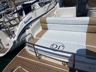 Barco FEATON SCAPE motor Mercruiser 5.0