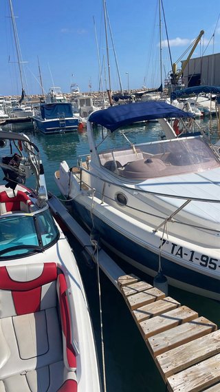 Barco FEATON SCAPE motor Mercruiser 5.0