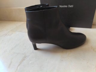 Botines de tacón Massimo Dutti negros