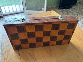 Ajedrez de madera hecho a mano